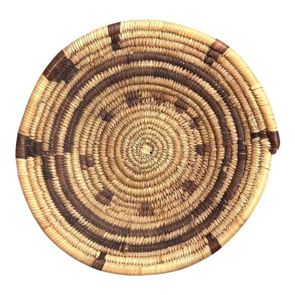 Vintage Handwoven Natural Coil Basket Abstract Tribal Catch All Accent SW 8.5" - Picture 1 of 7